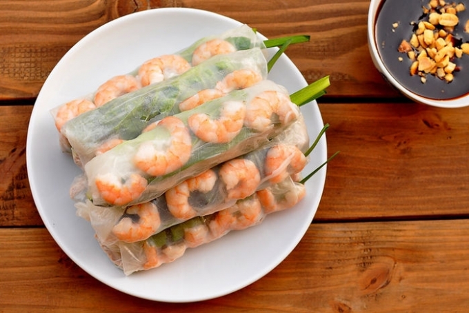 Gỏi cuốn (Việt Nam) lọt top món ăn Việt ngon nhất Thế giới do CNN bình chọn