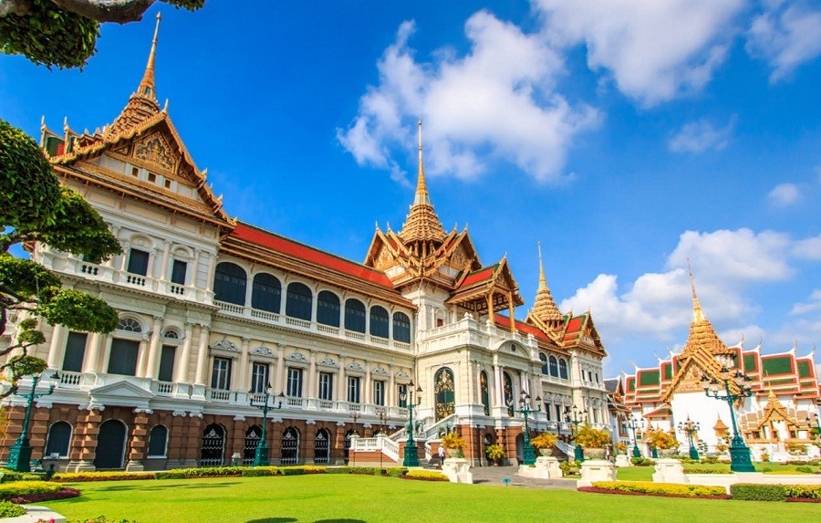 top-nhung-cung-dien-hoang-gia-tuyet-dep-o-thai-lan-5d478bd2c7b7d