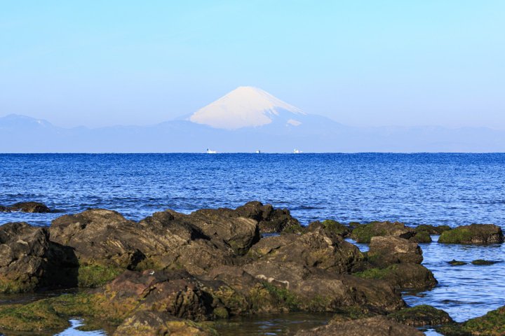 Bãi biển Zushi Kaigan nằm cách thủ đô Tokyo khoảng 45km