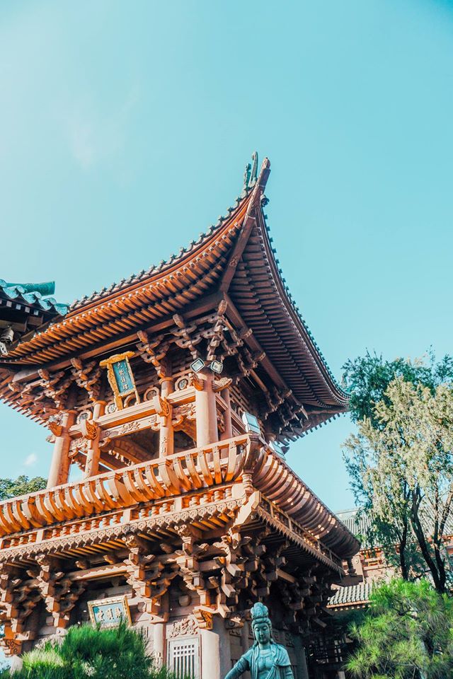 Chùa như một Nhật Bản giữa phố núi