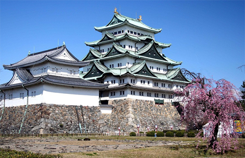 Lâu đài Osaka, Nhật Bản