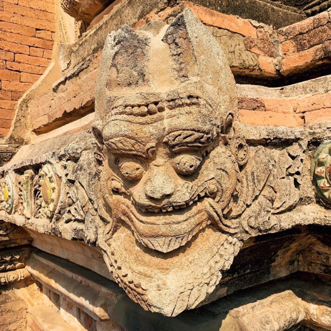 Những khắc họa có trên các ngôi chùa tại Bagan