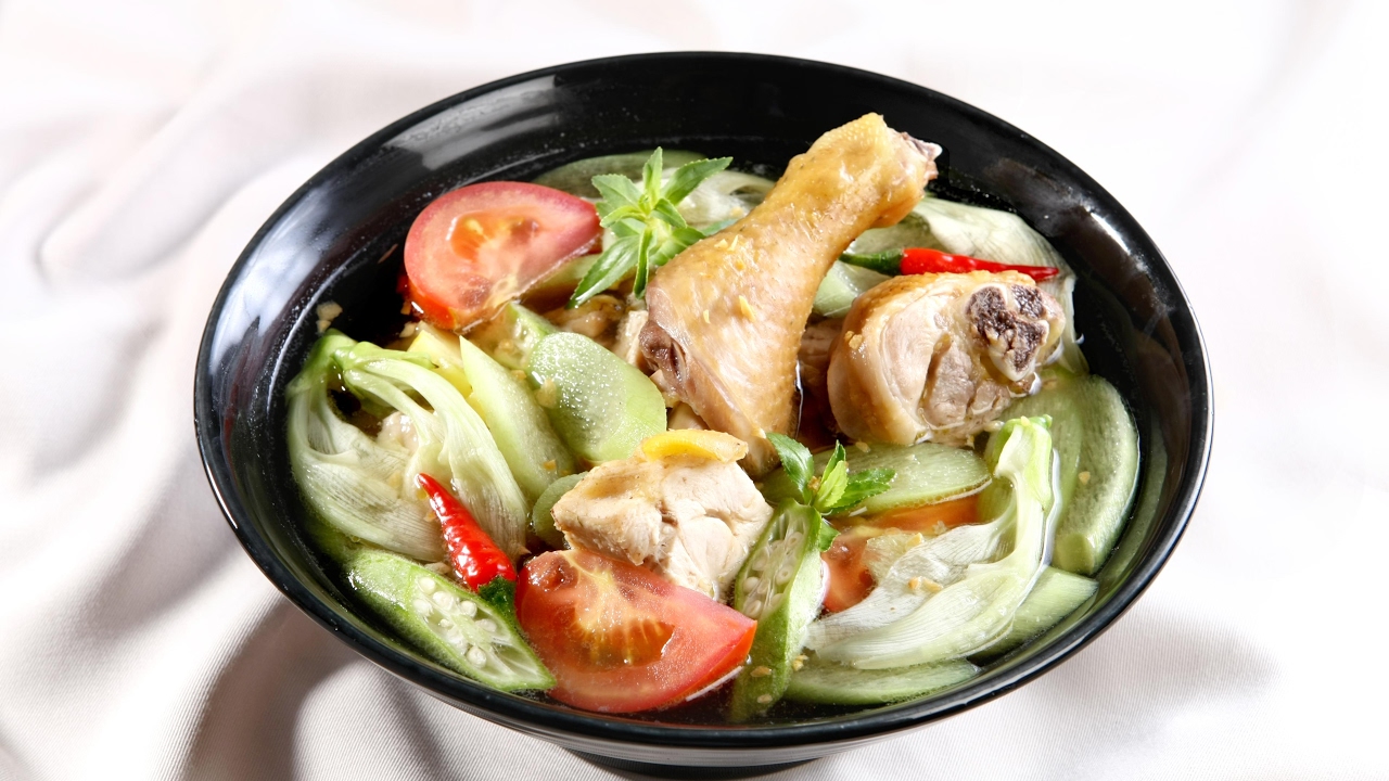 So đũa là loài hoa trắng xóa hoặc tím, thường chỉ nở từ tháng 10 đến tháng 12 vừa có thể làm cây cảnh