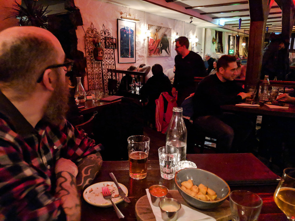 Tapas Barinn ở Reykjavik, Iceland