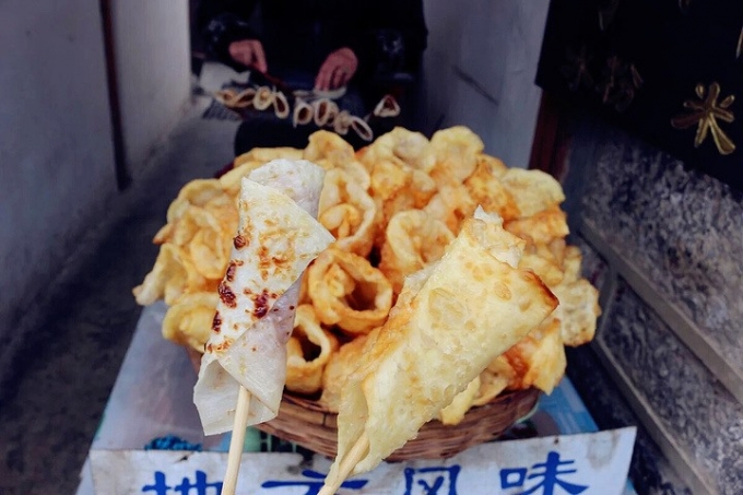 Mồi miến nướng nức tiếng Đại Lý