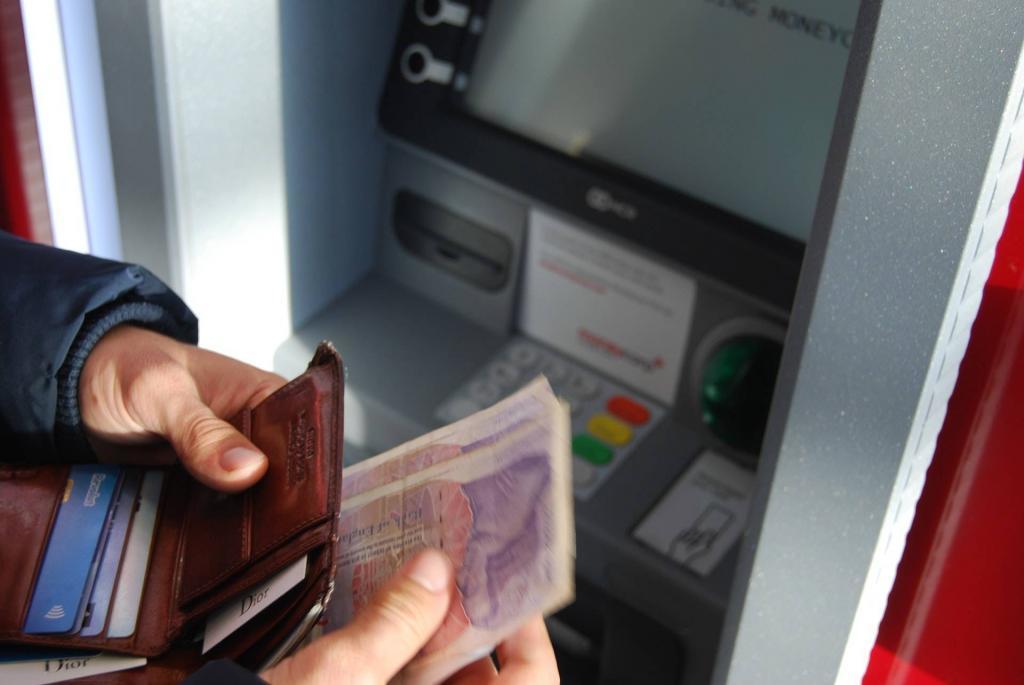 ATM-in-Paris-1024x685