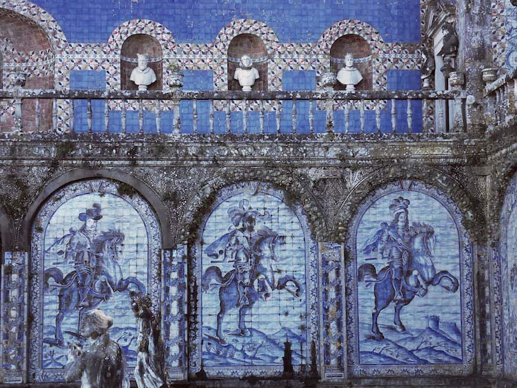 Bồ Đào Nha nổi tiếng với gạch men, và không có nơi nào tốt hơn để khám phá lịch sử của họ ngoài Bảo tàng Azulejo Quốc gia ở Lisbon