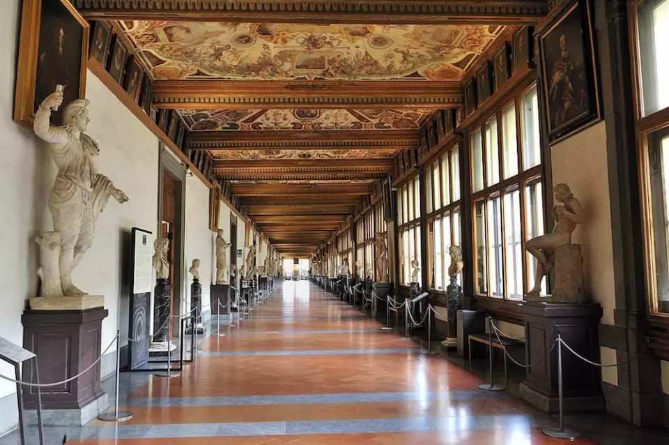 Ghé thăm Uffizi được coi là một trong những điều hàng đầu phải làm ở Florence