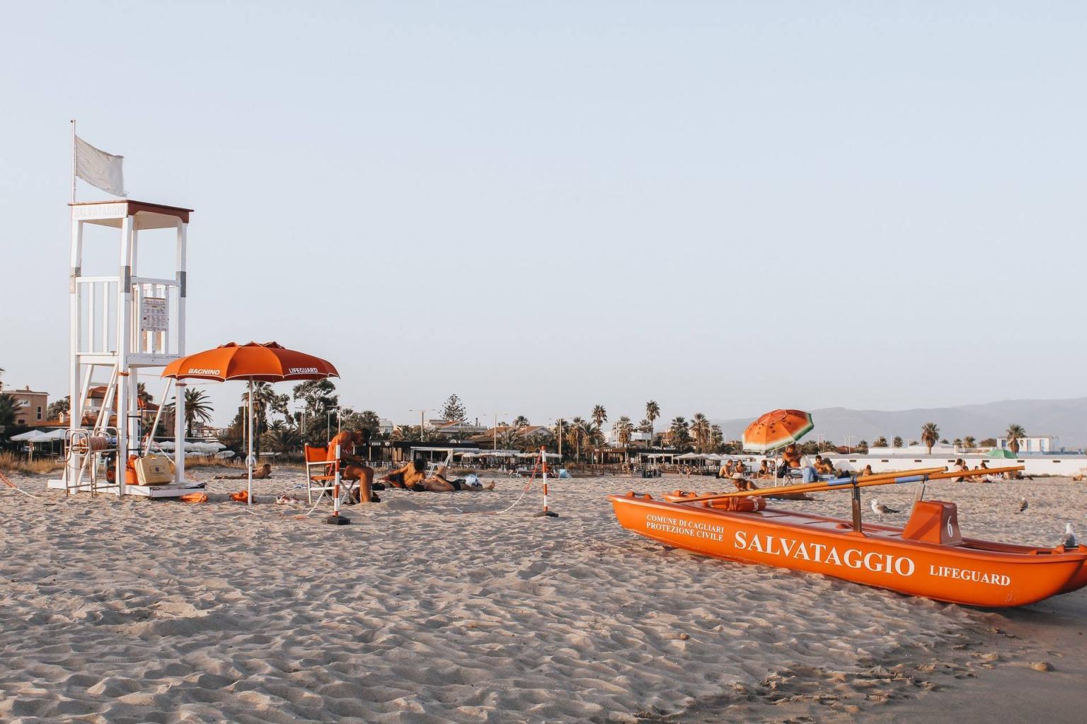 Bãi biển Pototo ở Cagliari