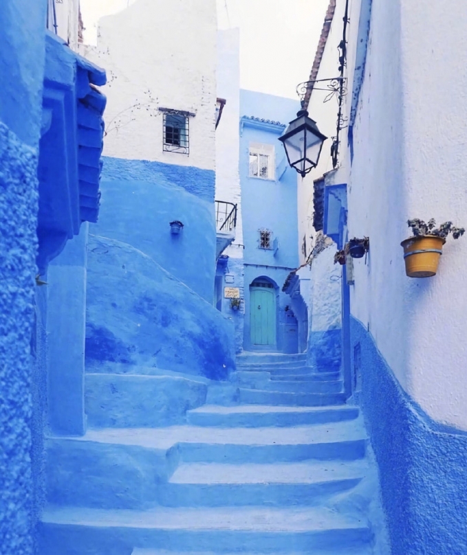 Một góc phố xanh đặc trưng của Thành phố Chefchaouen