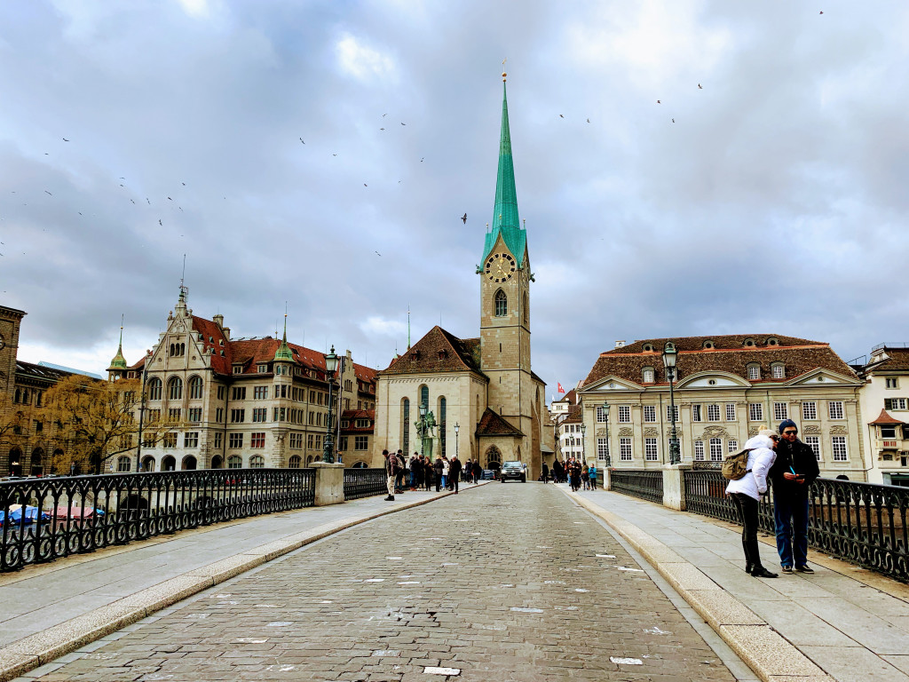 Phố cổ Munsterbrucke, Zurich