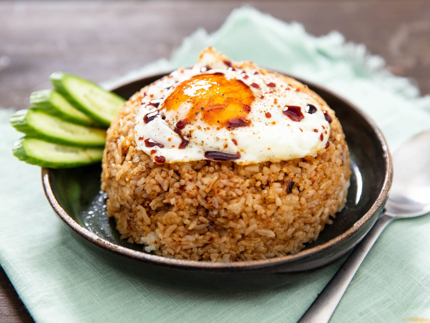 Nasi goreng là món ăn nổi tiếng trong ẩm thực Bali