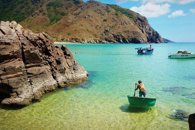 Tháng 2 đến tháng 8 là thời gian tốt nhất để ghé thăm bán đảo Phương Mai