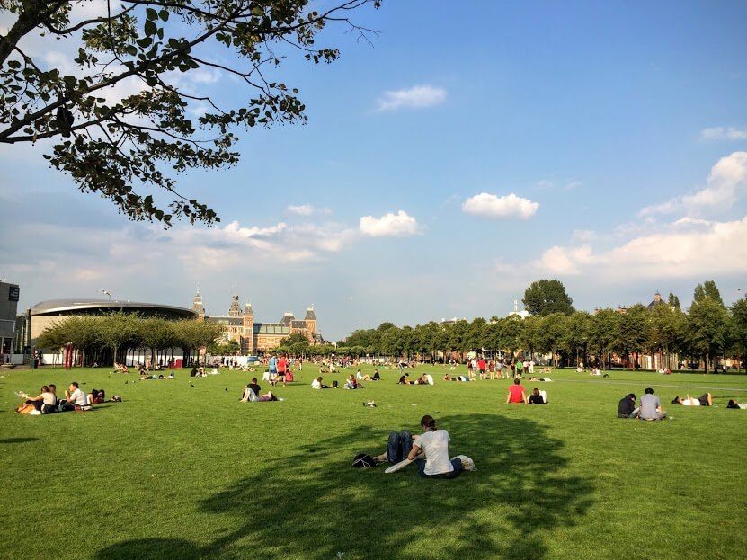 amsterdam-museumplein-culture-tourist25