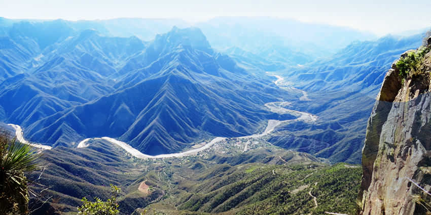 Khung cảnh tuyệt đep tại hẻm núi Copper Canyon ở Mexico
