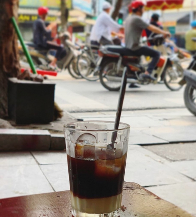 Cà phê sữa đá lọt top 10 món nên thử ở Việt Nam (Ảnh: @nuvsfood)