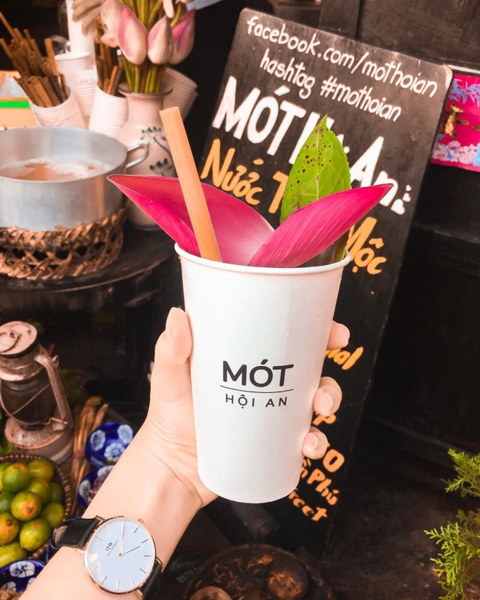 Trà Mót thanh mát nhất định phải thử khi ghé thăm Hội An (Ảnh: imtitt)
