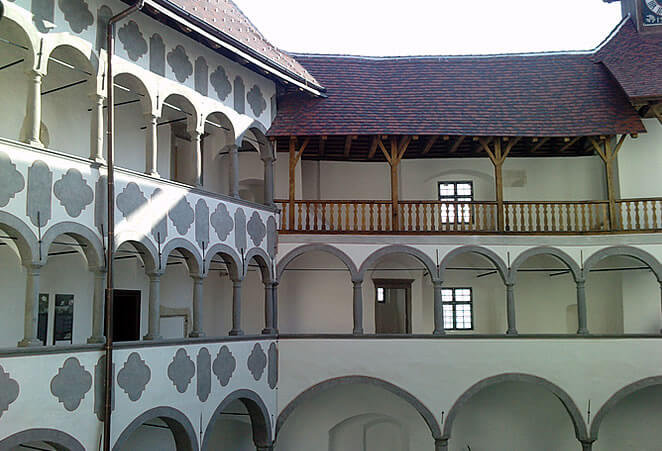 Unutrasnjost-grada-galerije
