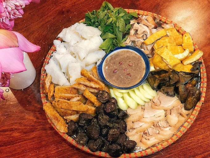 Hương vị đậm đà khó cưỡng của món bún đậu mắm tôm (Ảnh: @heoabanh)
