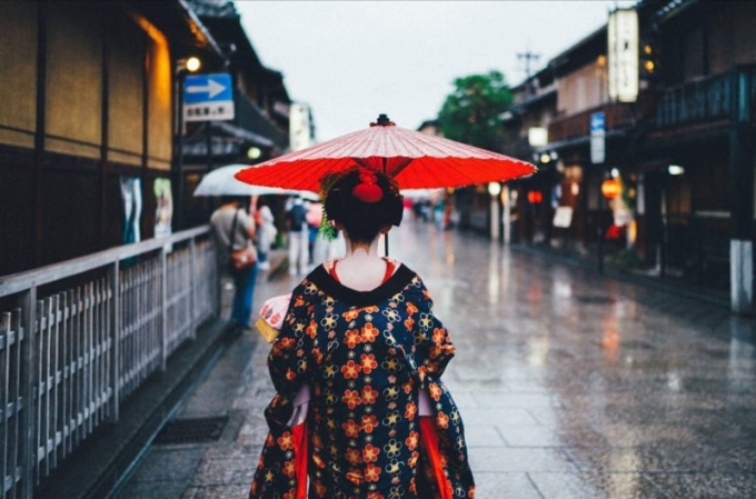 Phố cổ Gion là nơi hiếm hoi bạn có thể bắt gặp một nàng Geisha. Ảnh: Internet