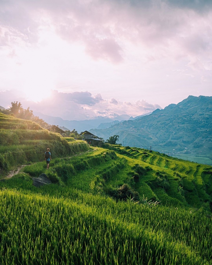 Thiên nhiên hùng vĩ tạo nên vẻ đẹp lung linh của Sa Pa (Ảnh: @iverp)
