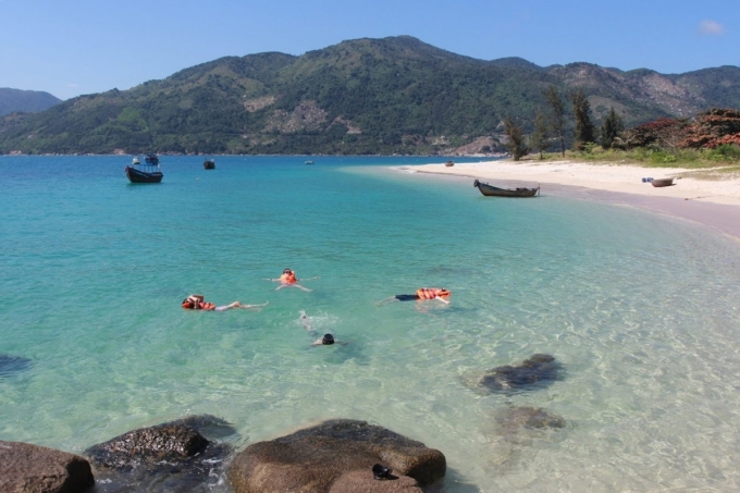 Bãi biển hòn Chính Mấu, Nam Du, Kiên Giang