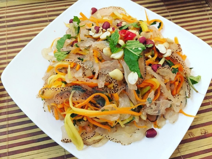 Gỏi sứa - đặc sản Lý Sơn