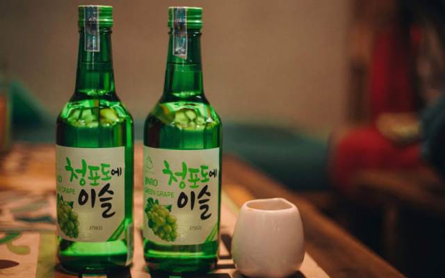 Rượu Soju nổi tiêng ở Hàn Quốc. Ảnh: Internet