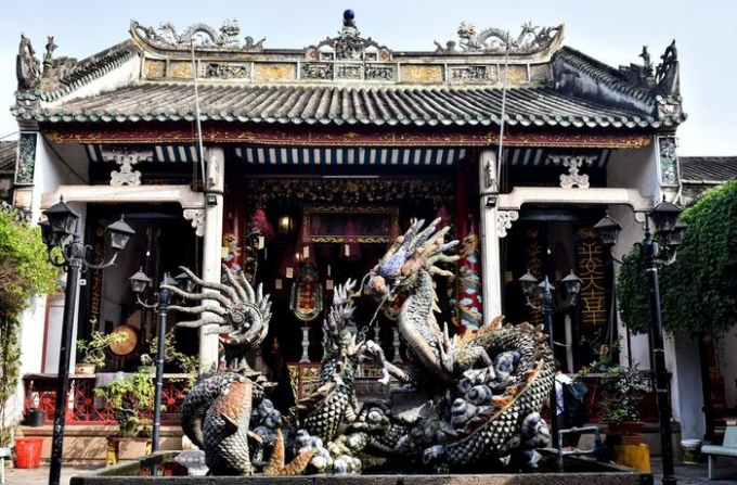 hoi-quan-quang-dong3