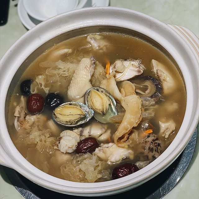 Món Phật nhảy qua tường nổi bật của Phúc Kiến. Ảnh: @candy.kikilala