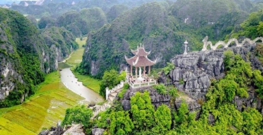 Check in Hang Múa - Thắng cảnh “vạn người mê” tại mảnh đất Ninh Bình