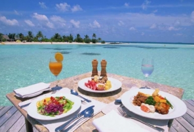 Du lịch Maldives ăn gì và không được làm gì?