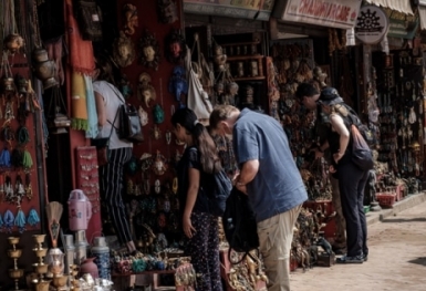 Bí quyết tránh bị chặt chém giá khi đi du lịch ở địa điểm xa lạ
