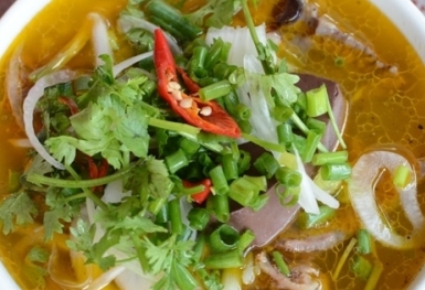 Điểm tên 5 quán cháo bò ngon ở Huế được ghé đến nhiều nhất