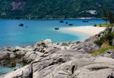 Hòn Nưa Phú Yên - điểm đến thú vị dành cho dân phượt ưa khám phá