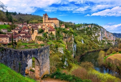 Ghé thăm Saint-Cirq-Lapopie, ngôi làng đẹp nhất ở Pháp