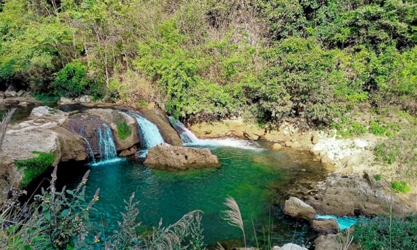 Vẻ đẹp hoang sơ của thác Cò Là Cao Bằng
