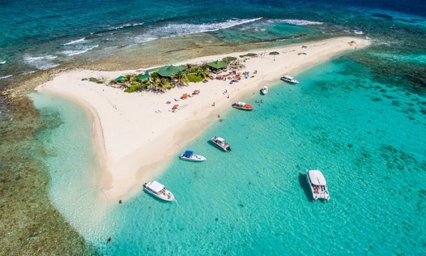 Những bãi biển đẹp nhất ở Caribe được du khách yêu thích