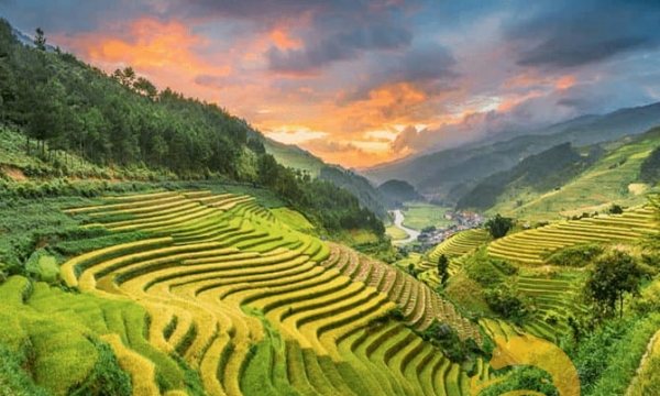 Khám phá vẻ đẹp của 'nóc nhà Lai Châu'
