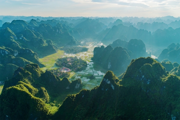 “Xỉu up xỉu down” với khung cảnh đồi núi tuyệt đẹp ở xã Yên Thịnh