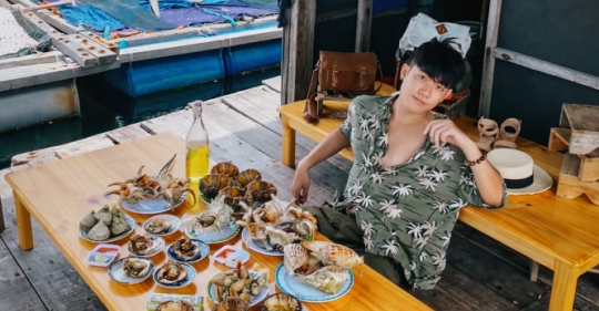 Ăn 'sập' Phú Quý cùng travel blogger Bobby Tăng Kim Thành