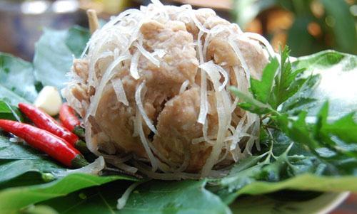 Thưởng thức nem nắm Giao Thủy trứ danh Nam Định